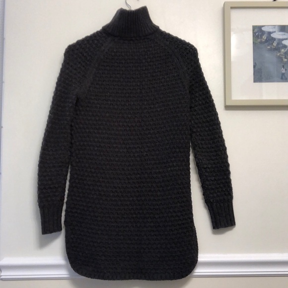 Gap Popcorn Stitch Tunic Turtleneck Sweater - Picture 5 of 8